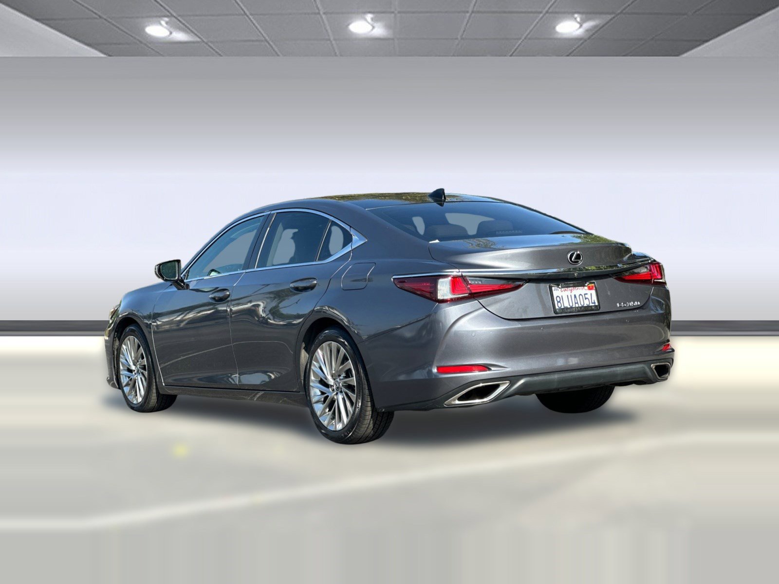 Used 2019 Lexus ES 350 Ultra Luxury w/ Accessory Package 2 image 3