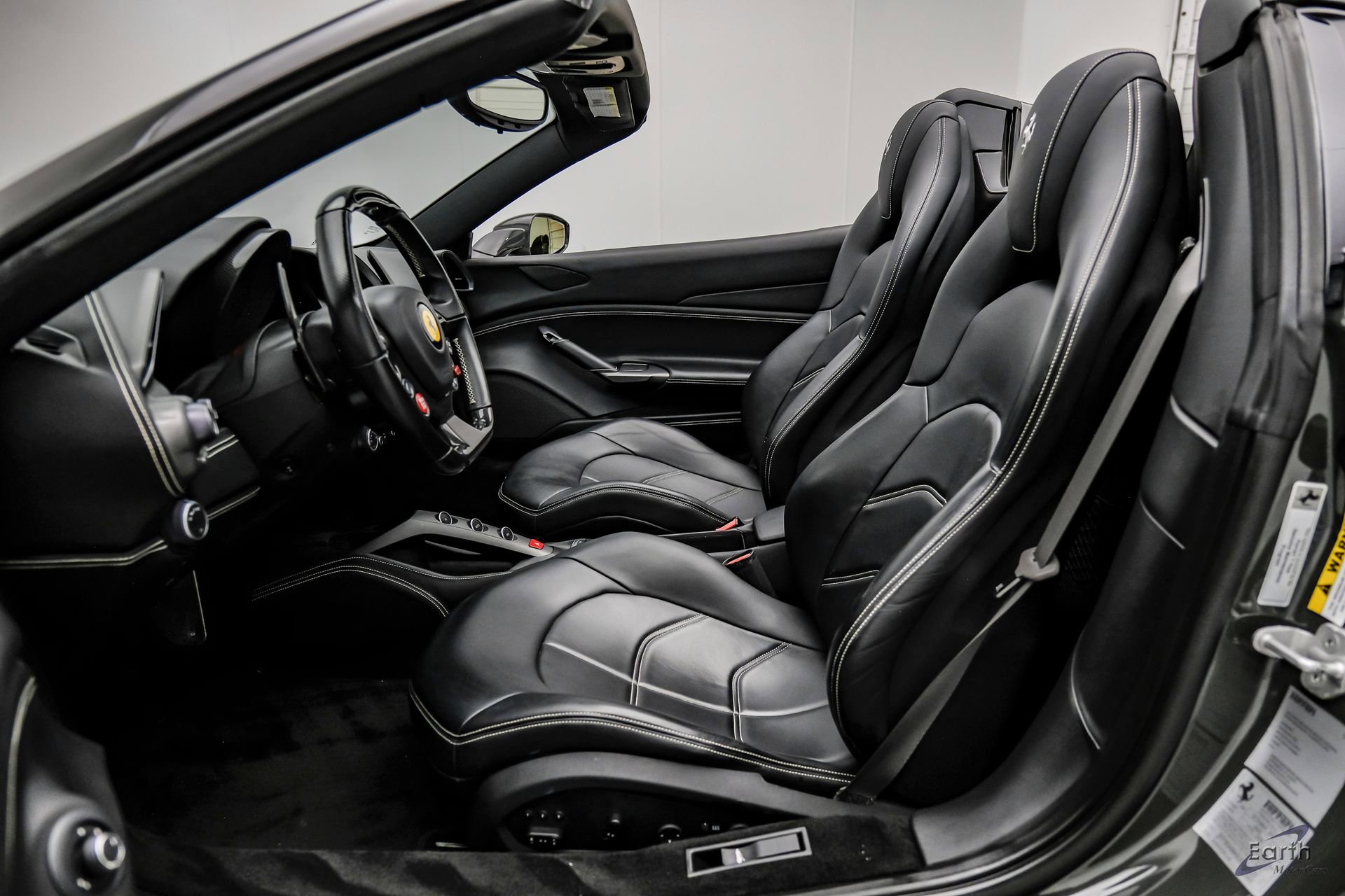 Used 2018 Ferrari 488 Spider image 46
