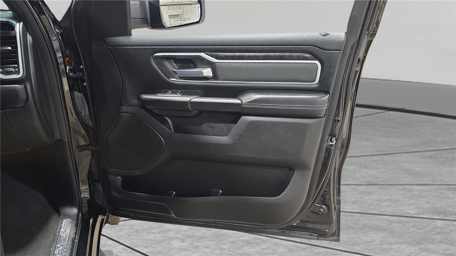 Used 2023 RAM 1500 Big Horn AWD/4WD image 15