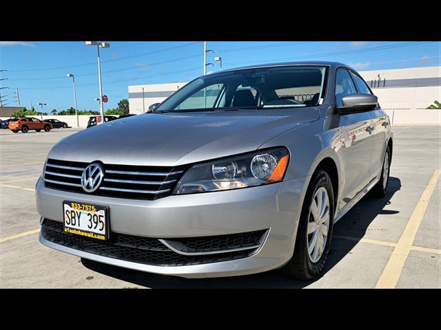 Used 2013 Volkswagen Passat 2.5 S FWD video 1