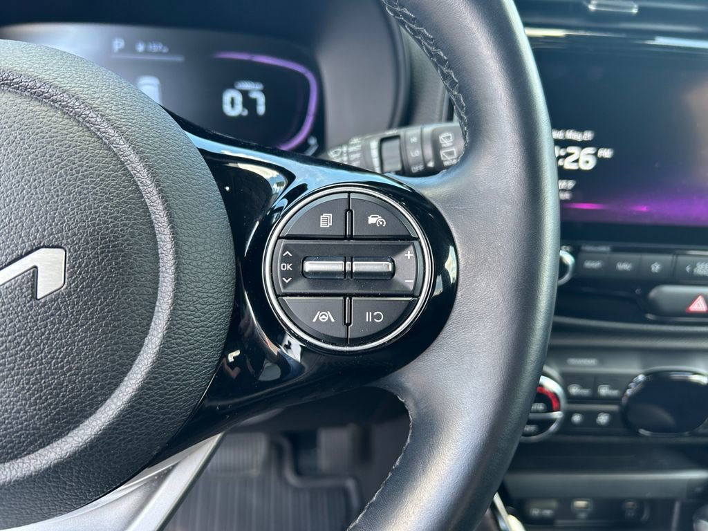 Used 2023 Kia Soul EX image 19
