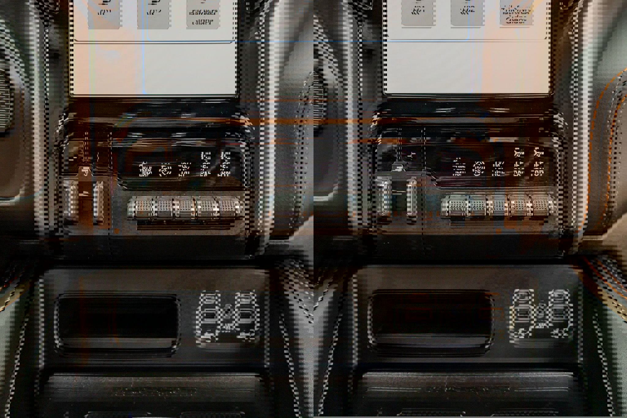 Used 2024 RAM 3500 Limited w/ Towing Technology Group image 27