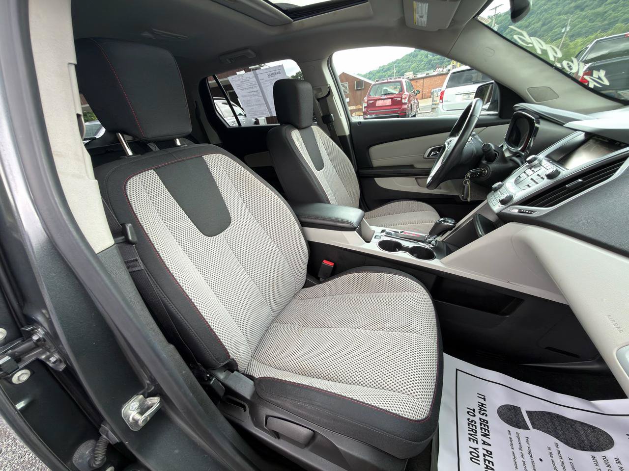 Used 2017 GMC Terrain SLE w/ Driver Alert Package I AWD/4WD image 26