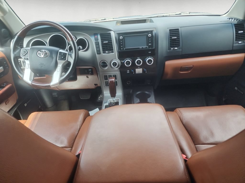 Used 2016 Toyota Sequoia Platinum AWD/4WD image 11