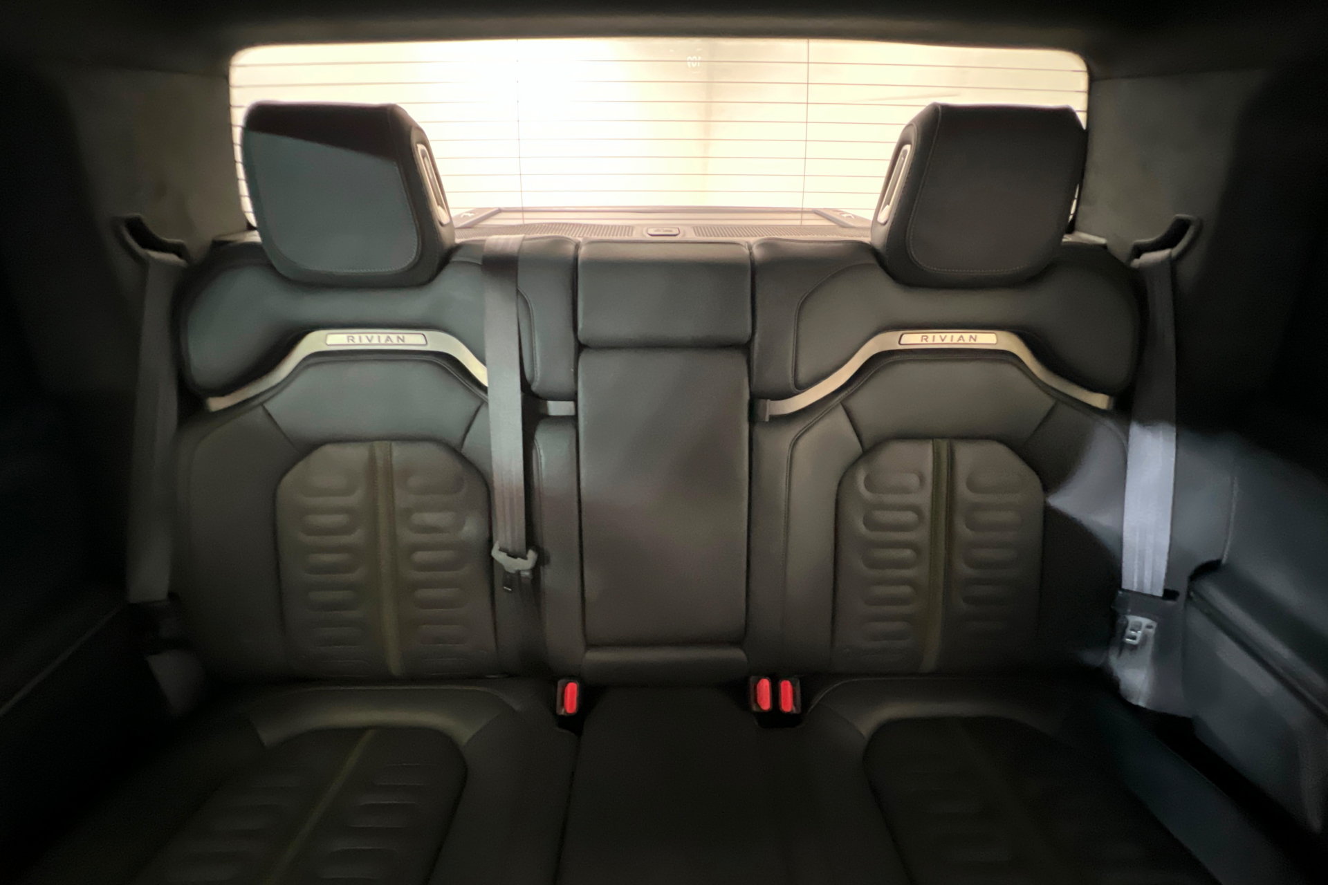 Used 2023 Rivian R1T Adventure Dual AWD/4WD image 24