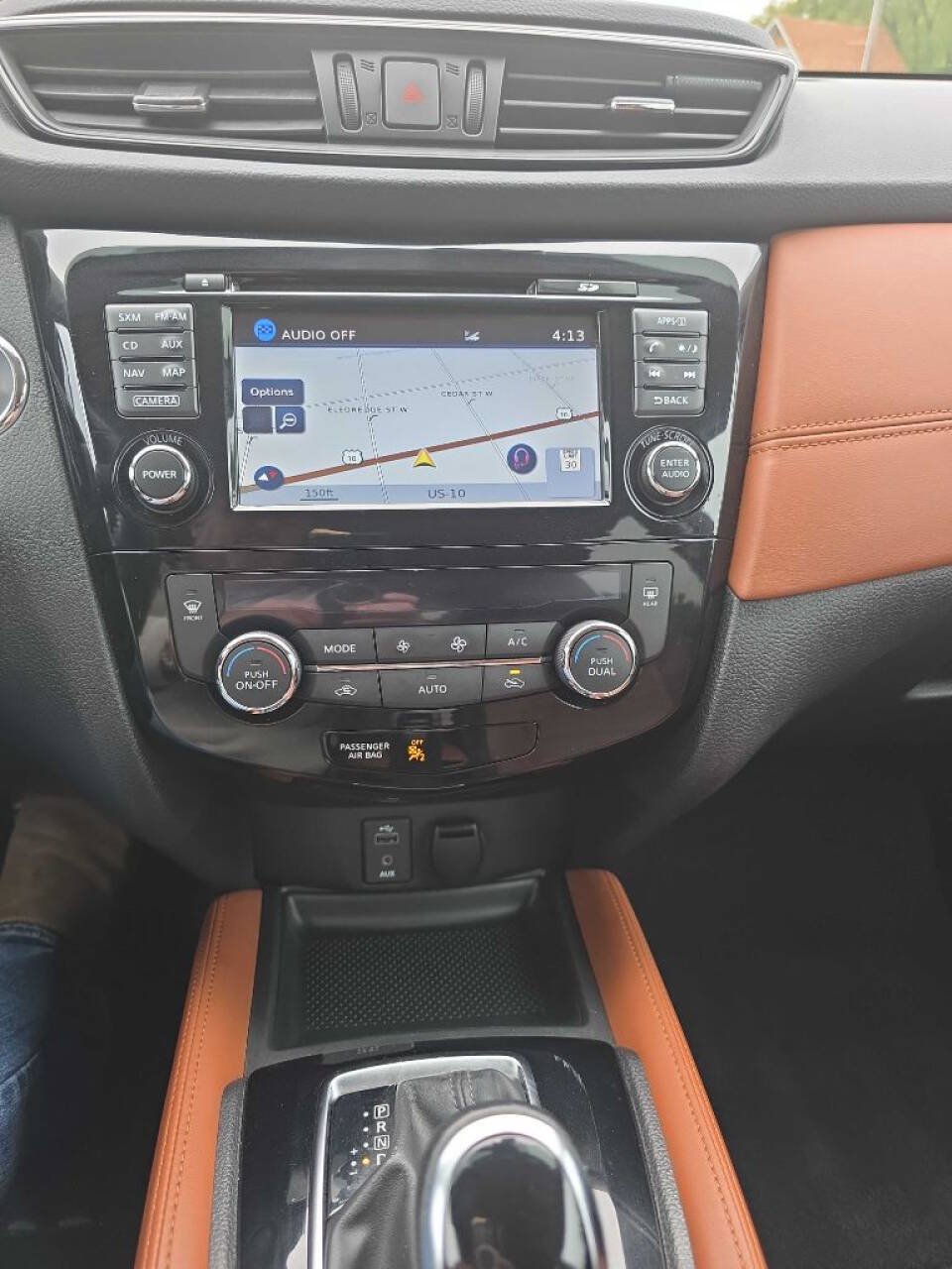 Used 2017 Nissan Rogue Platinum AWD/4WD image 13