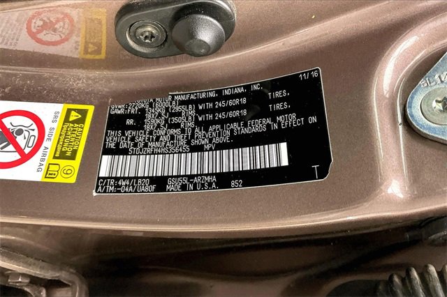 Used 2017 Toyota Highlander XLE image 33