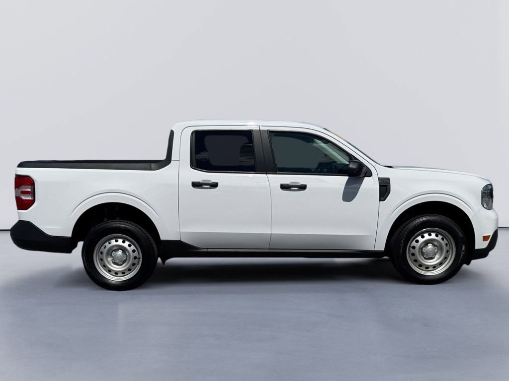 Used 2022 Ford Maverick XL image 6