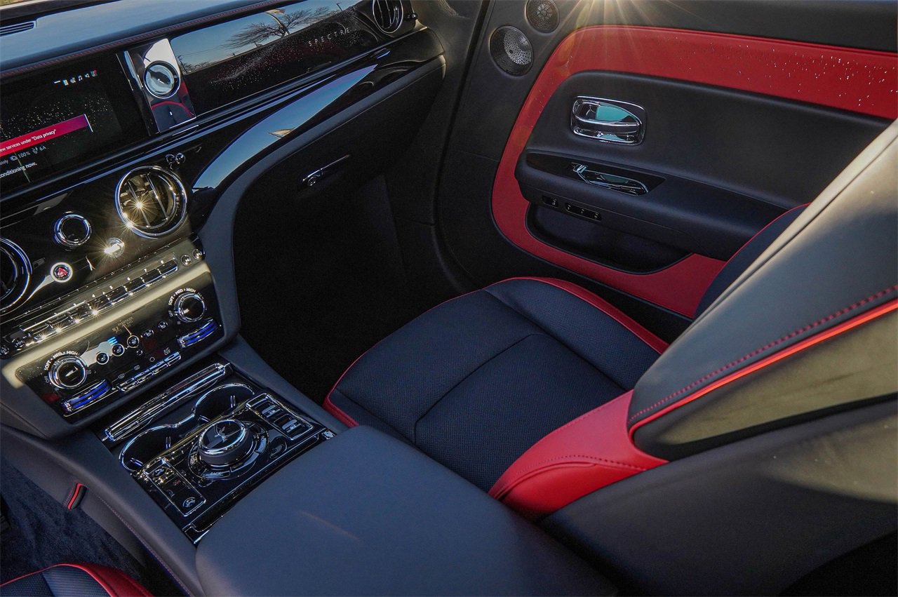 New 2026 Rolls-Royce Spectre Base image 37