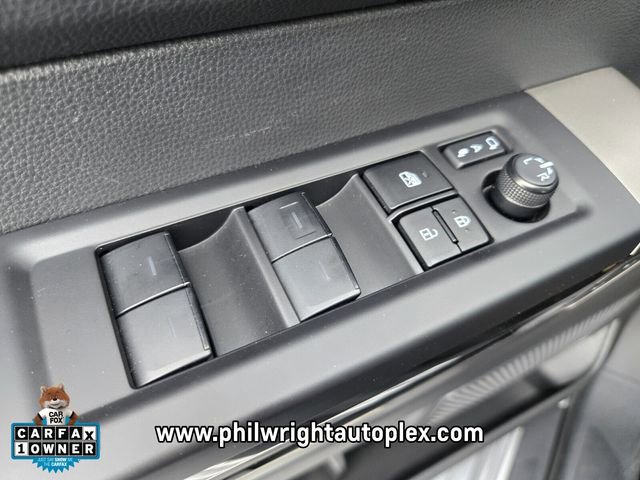 Used 2025 Toyota Tundra Limited w/ Power Package image 33