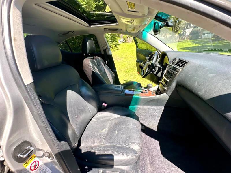 Used 2006 Lexus IS 250 image 9