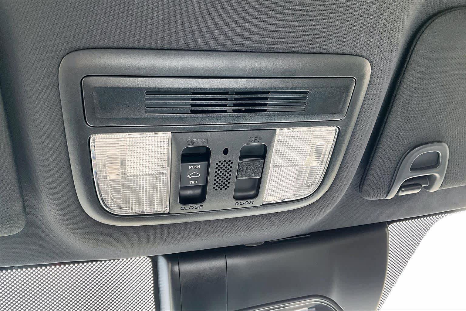 Used 2019 Honda Civic EX image 31