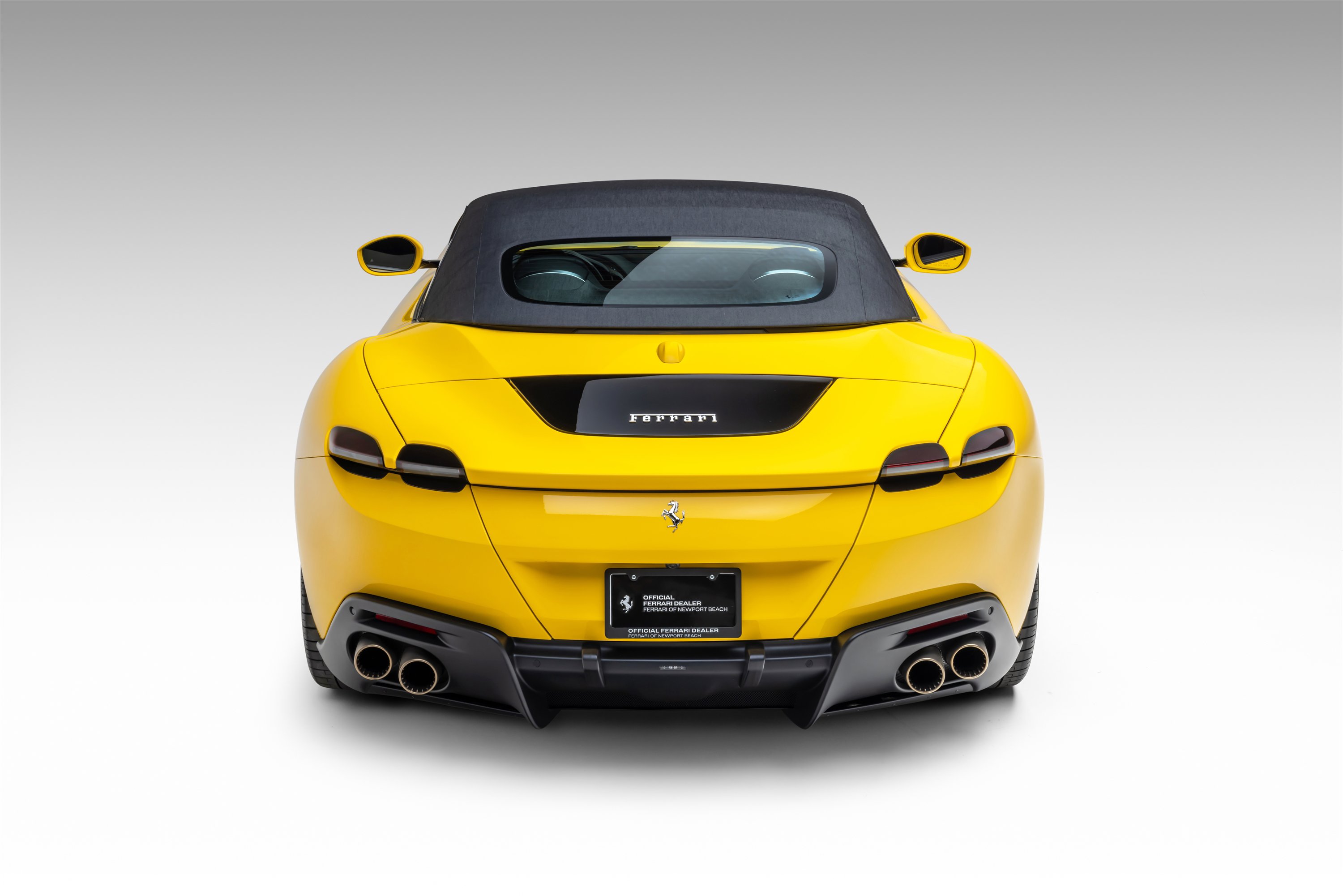 Certified 2025 Ferrari Roma Spider image 17