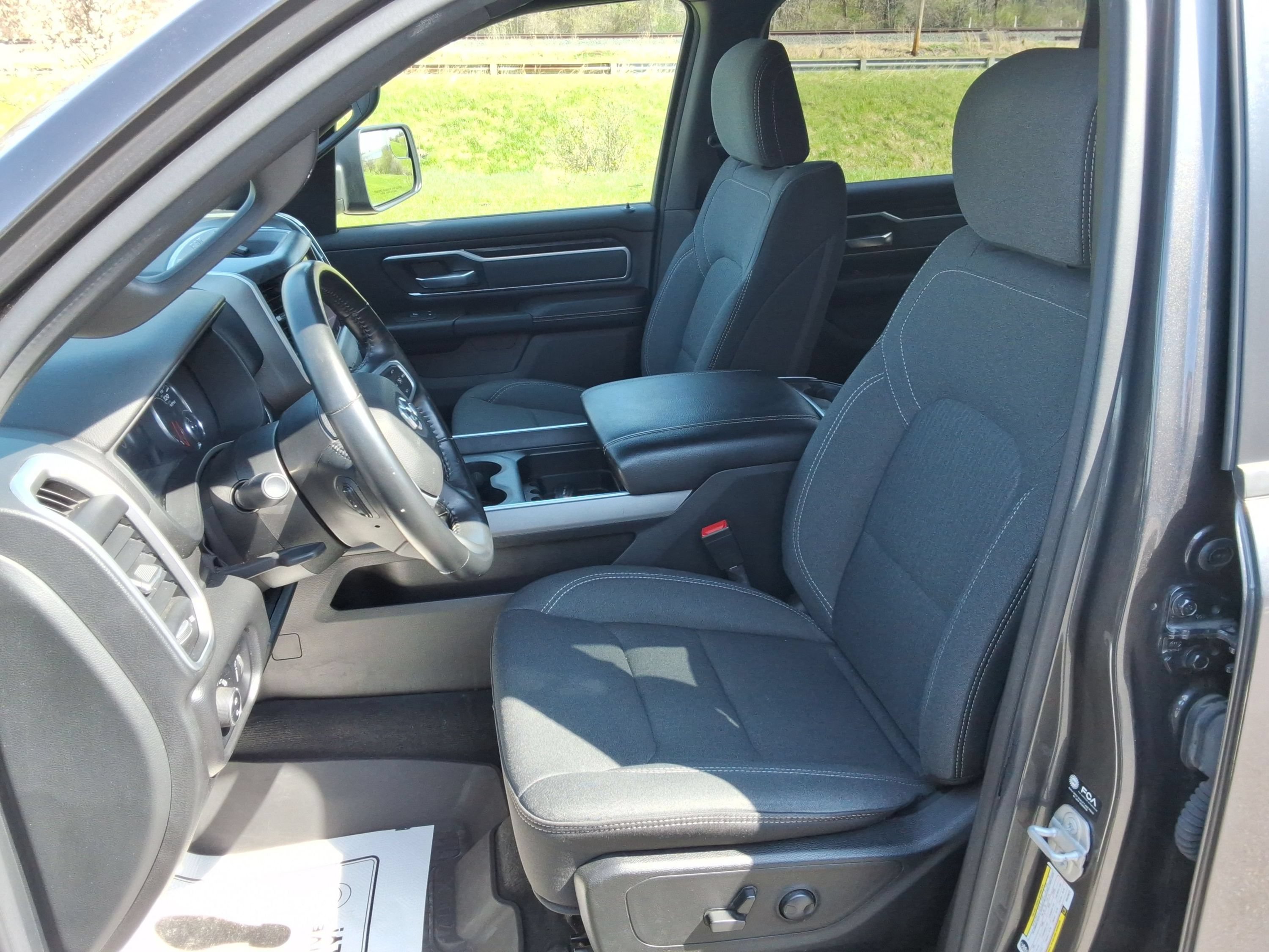 Used 2022 RAM 1500 Big Horn AWD/4WD image 27