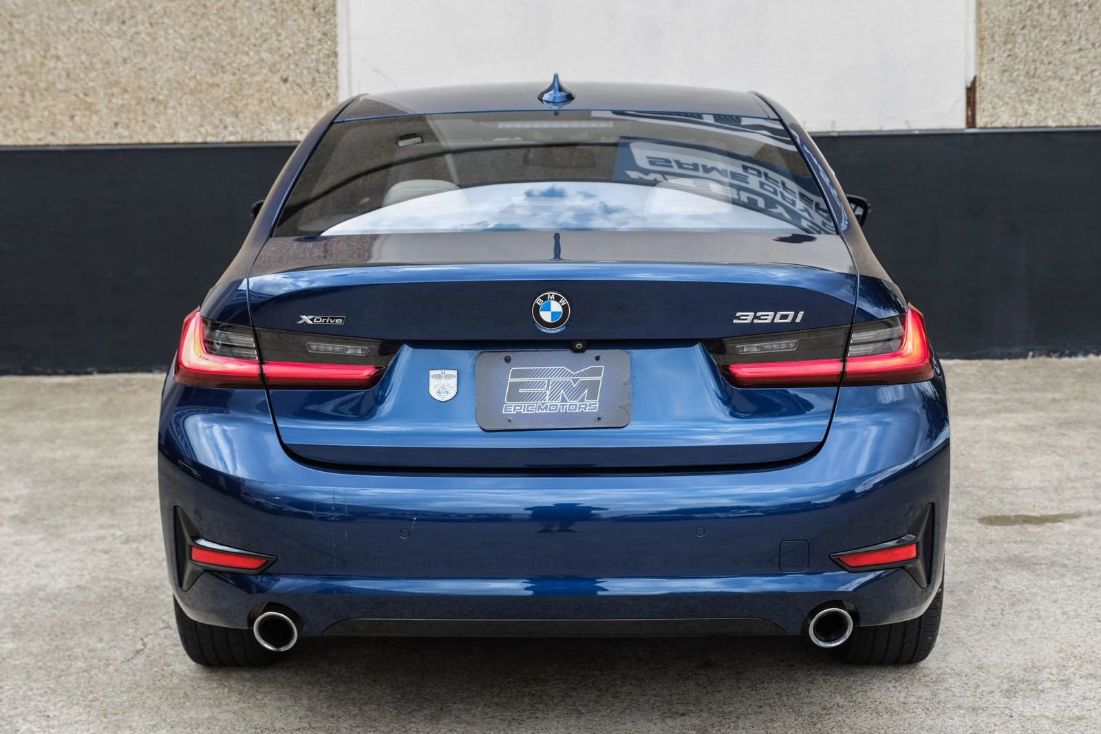 Used 2019 BMW 330i xDrive Sedan w/ Convenience Package AWD/4WD image 9