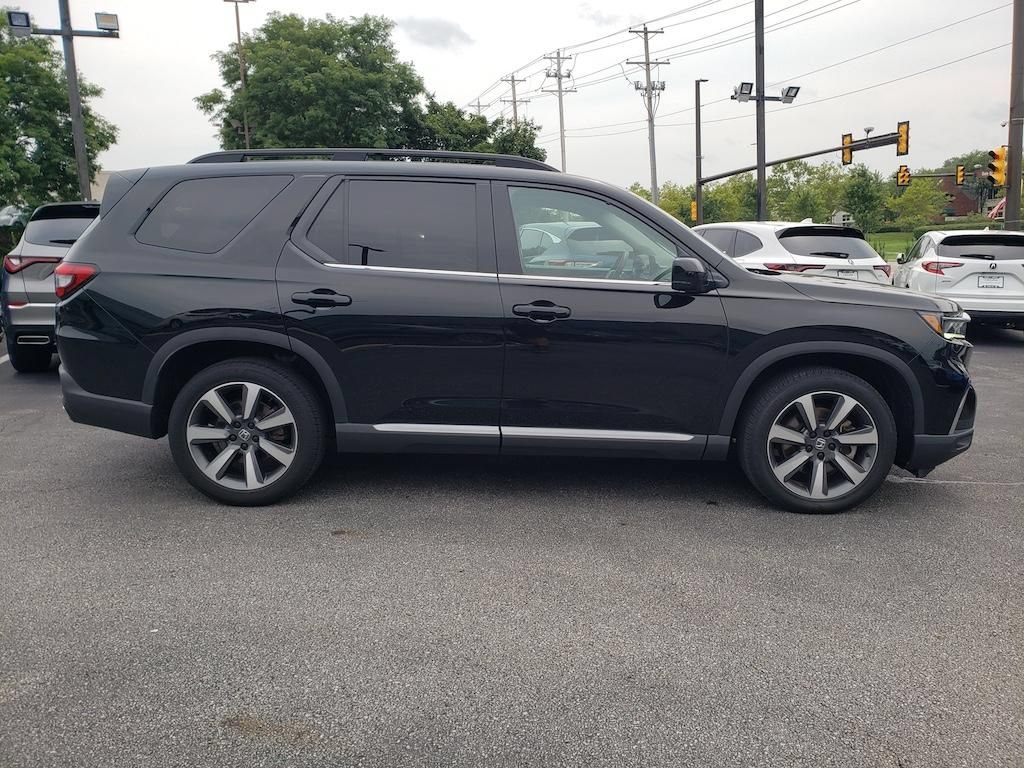 Used 2025 Honda Pilot Elite image 10