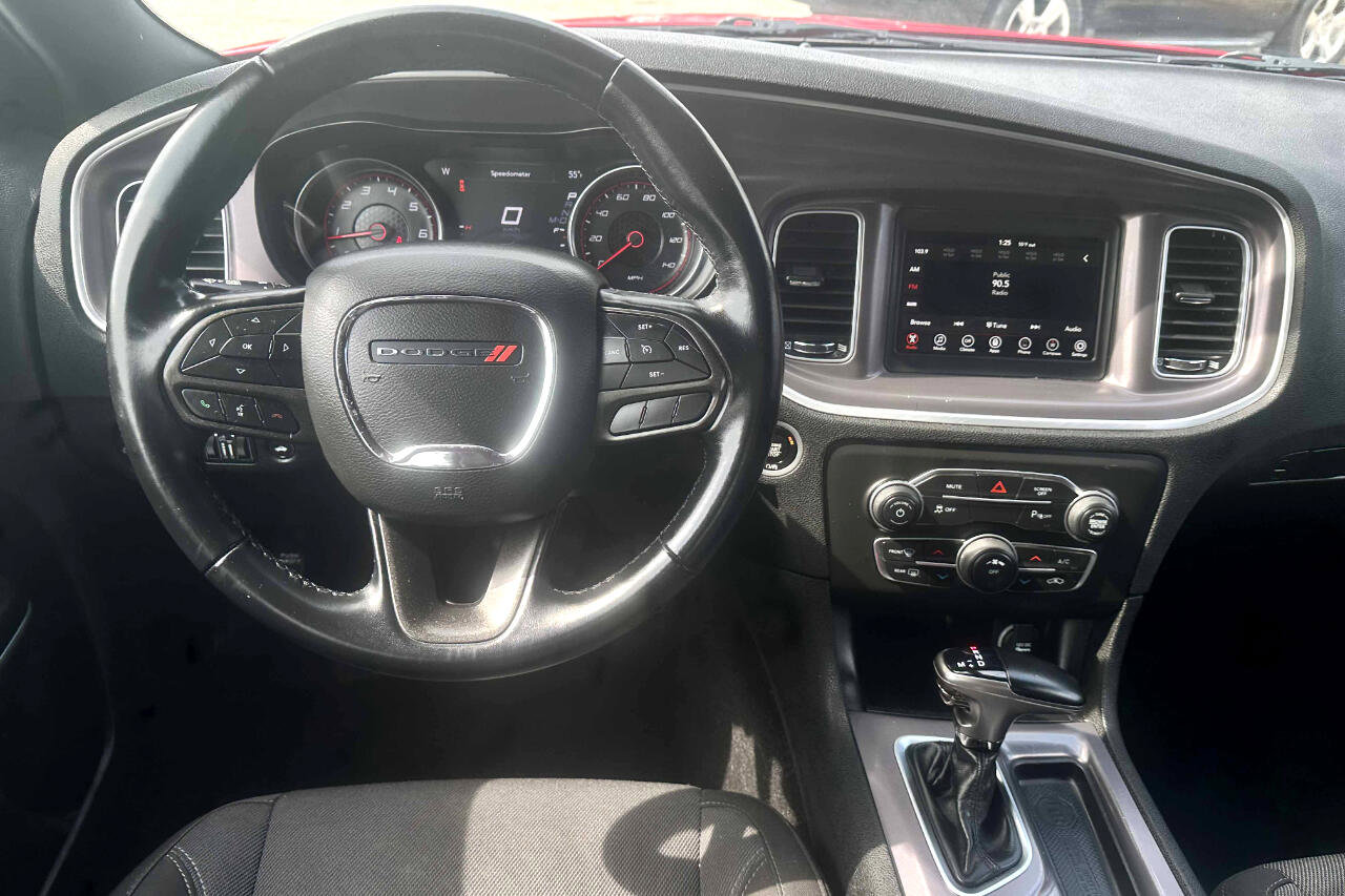 Used 2022 Dodge Charger SXT image 13