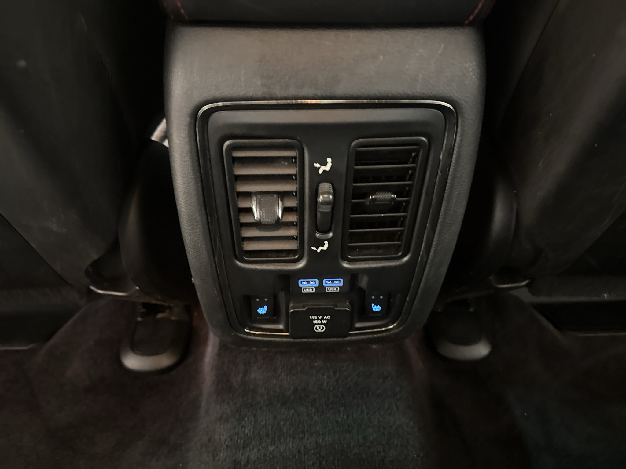 Used 2018 Dodge Durango GT AWD/4WD image 23