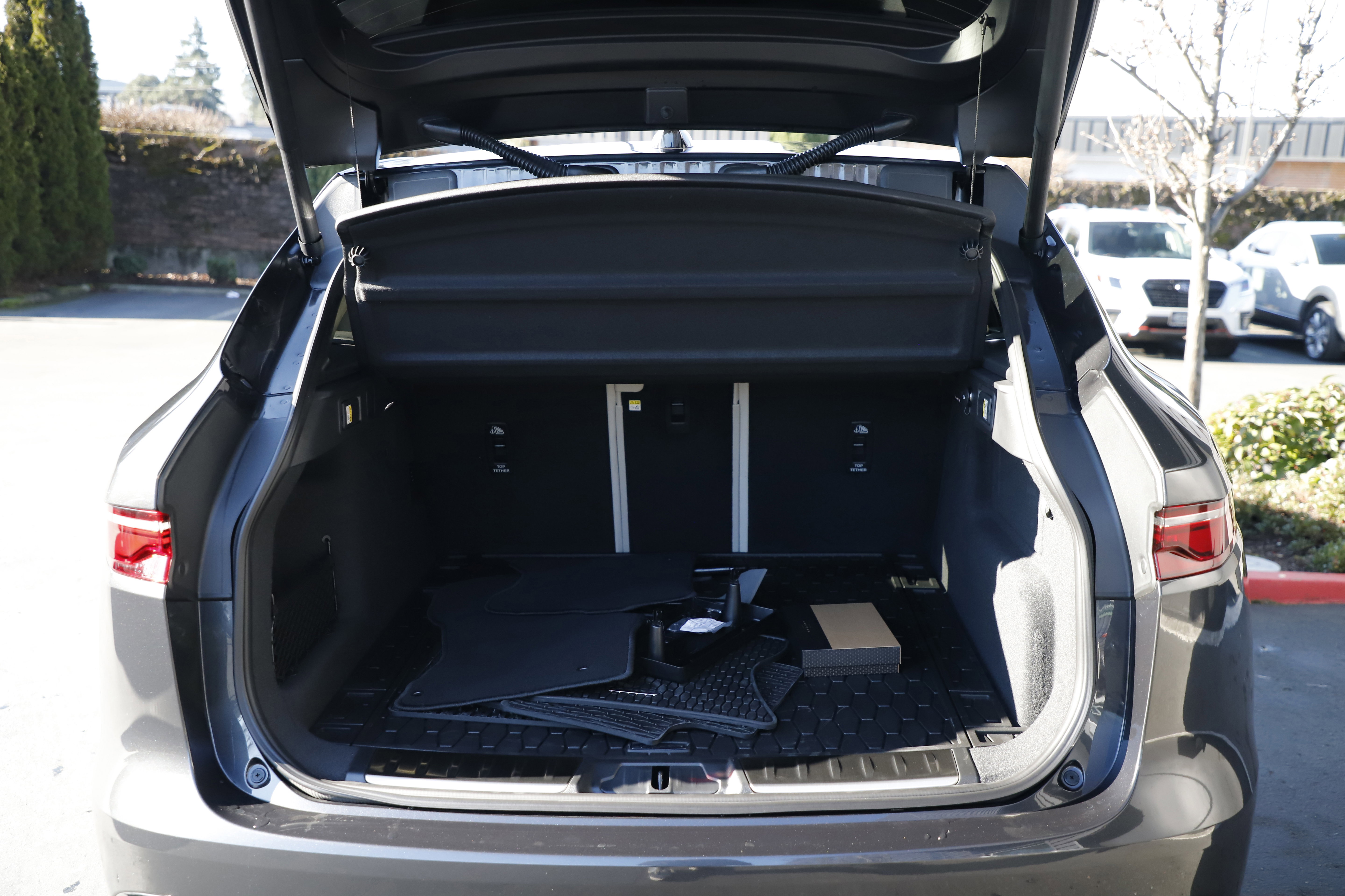 New 2026 Jaguar F-PACE R-Dynamic S image 13