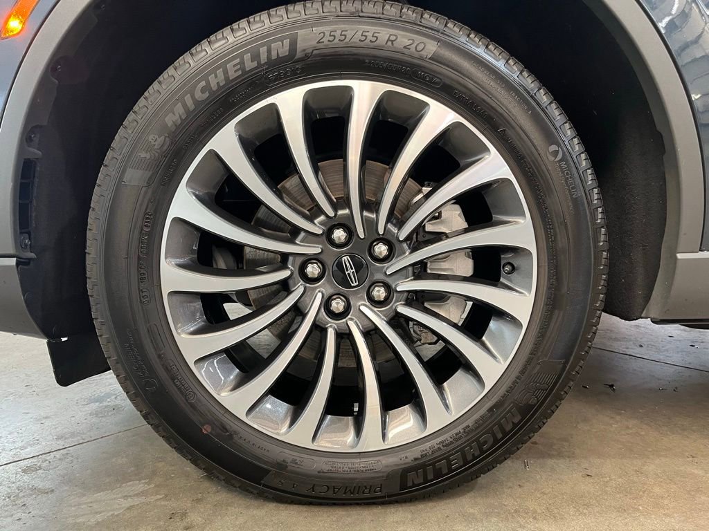 Used 2024 Lincoln Aviator Reserve w/ Equipment Group 201A image 17