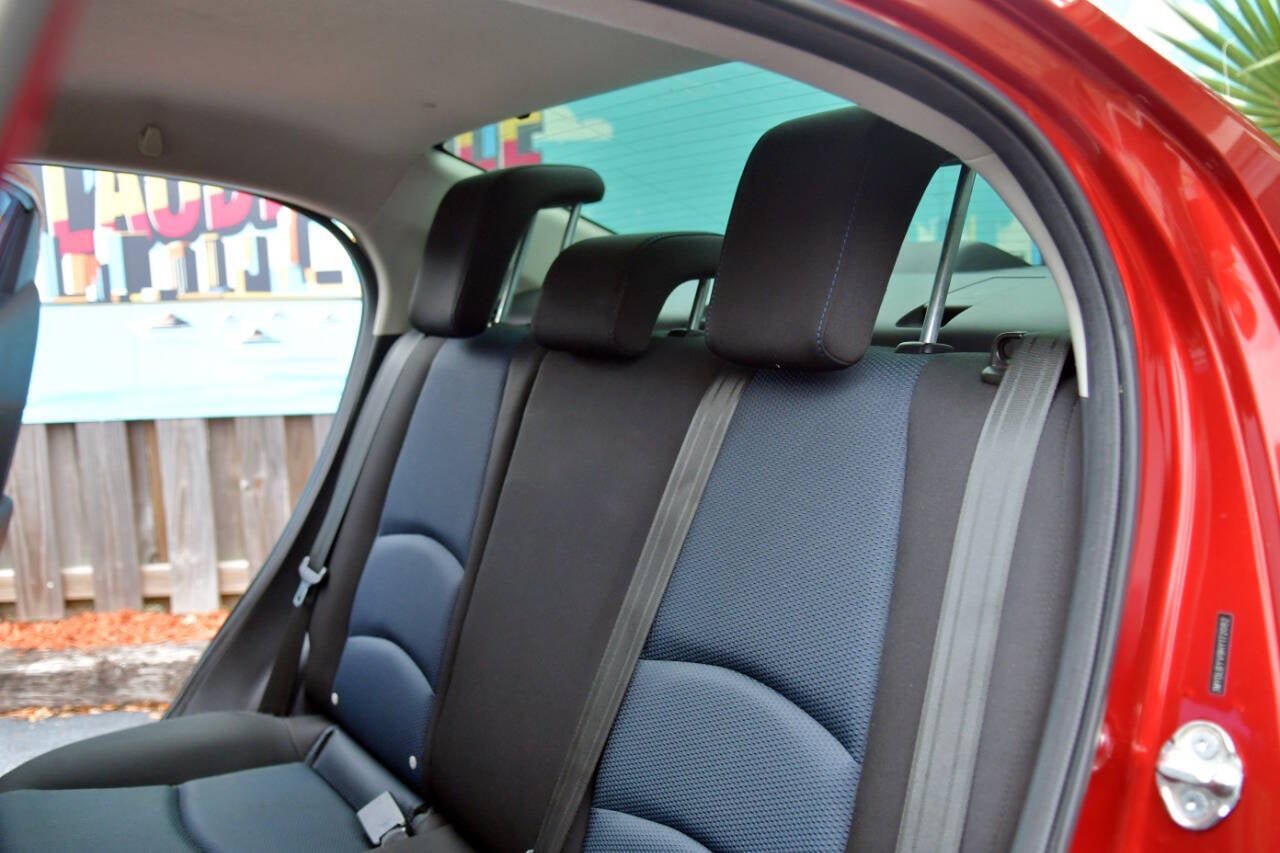 Used 2017 Toyota Yaris iA FWD image 24