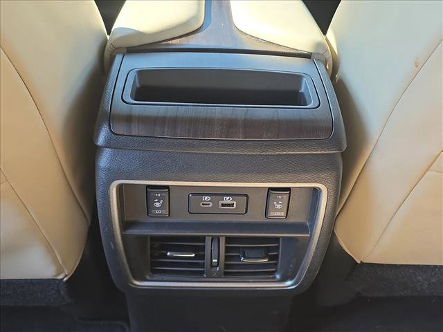 Used 2023 Nissan Murano Platinum w/ Cargo Package image 18