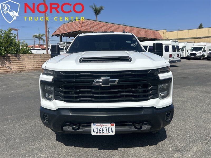 Used 2025 Chevrolet Silverado 3500 W/T AWD/4WD image 3