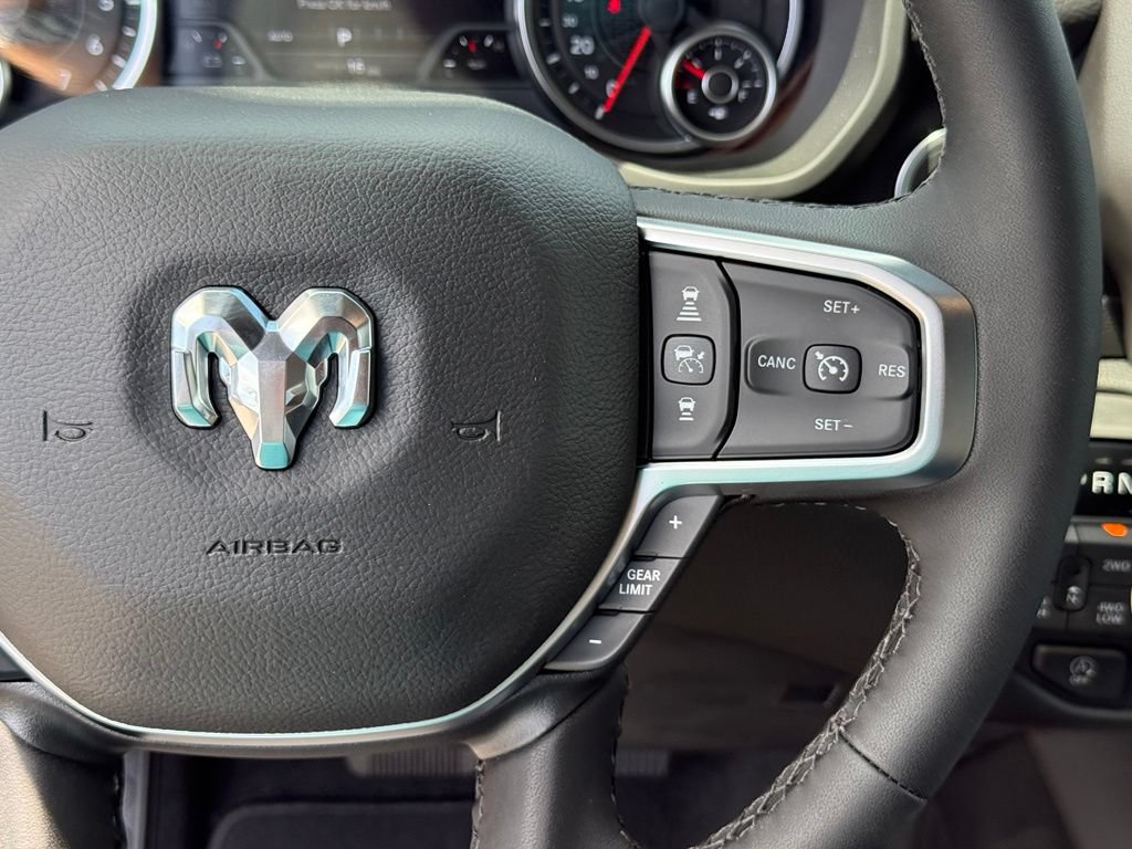 New 2026 RAM 1500 Big Horn AWD/4WD image 17