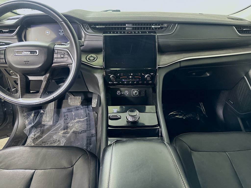 Used 2022 Jeep Grand Cherokee L Limited image 19