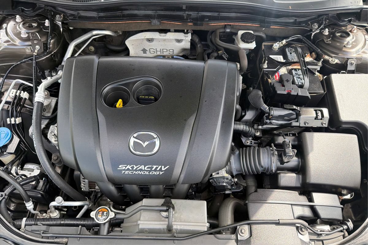 Used 2016 MAZDA MAZDA3 i Sport w/ Preferred Equipment Package FWD image 22