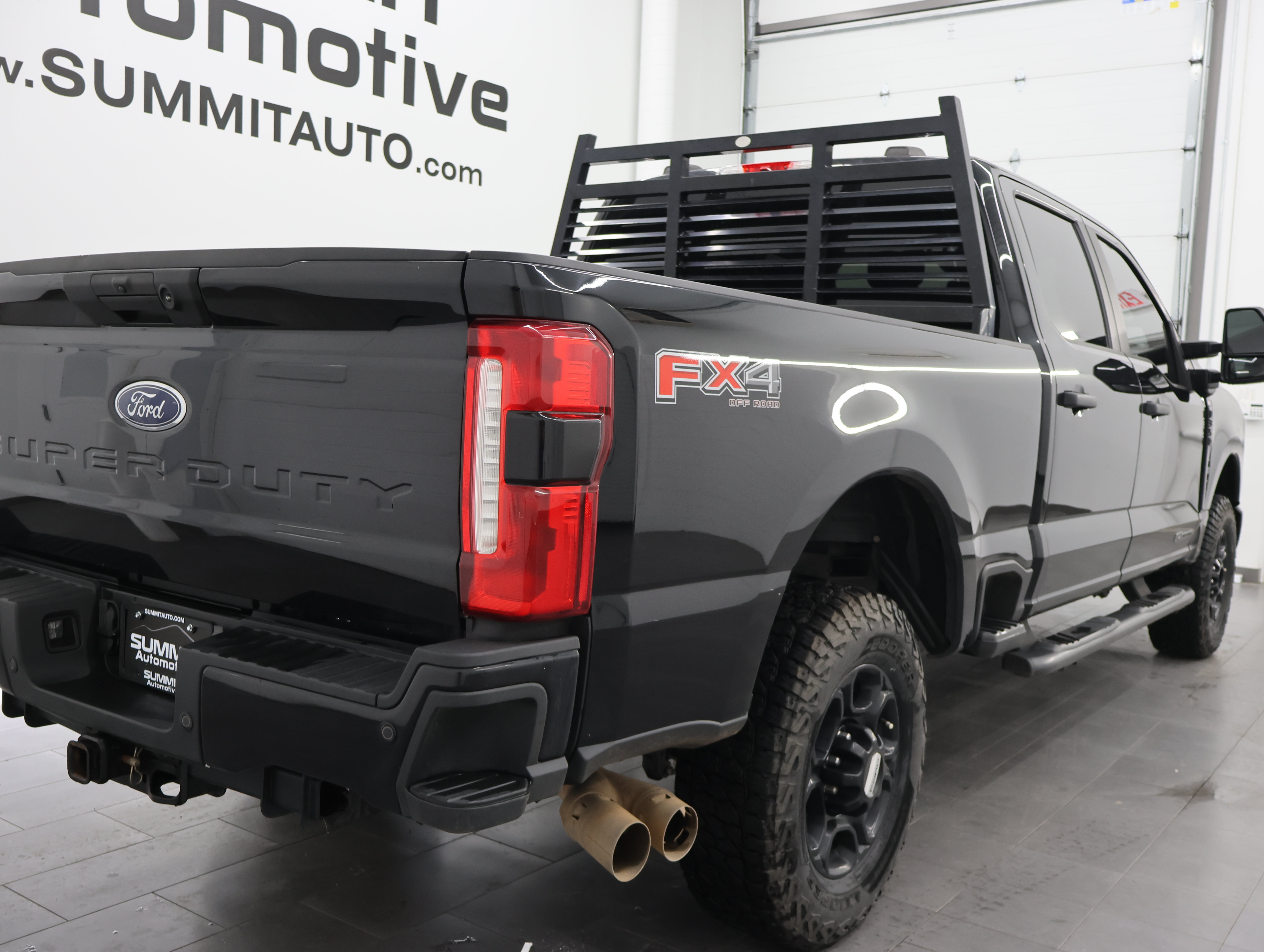 Used 2023 Ford F350 XL w/ STX Appearance Package AWD/4WD image 4