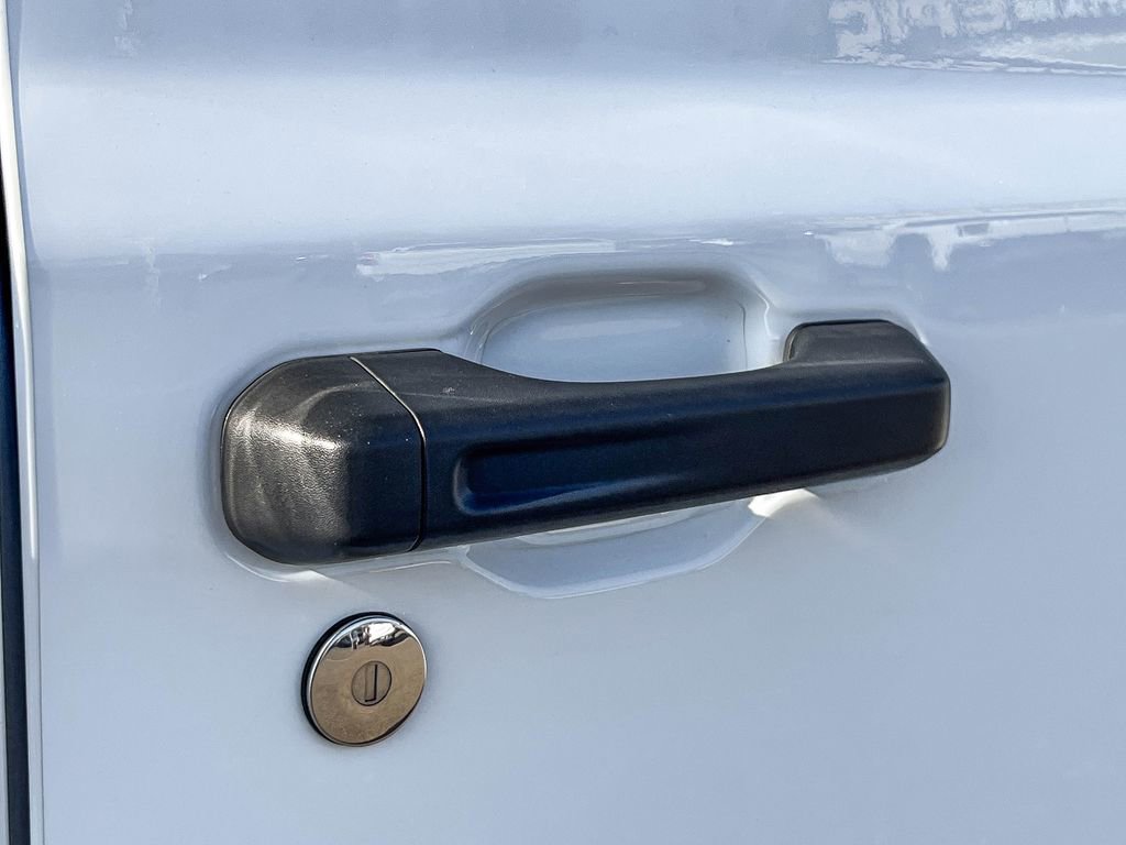 Used 2024 Jeep Wrangler Unlimited image 12