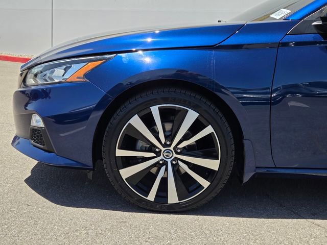Used 2021 Nissan Altima 2.5 SR w/ SR Premium Package AWD/4WD image 9