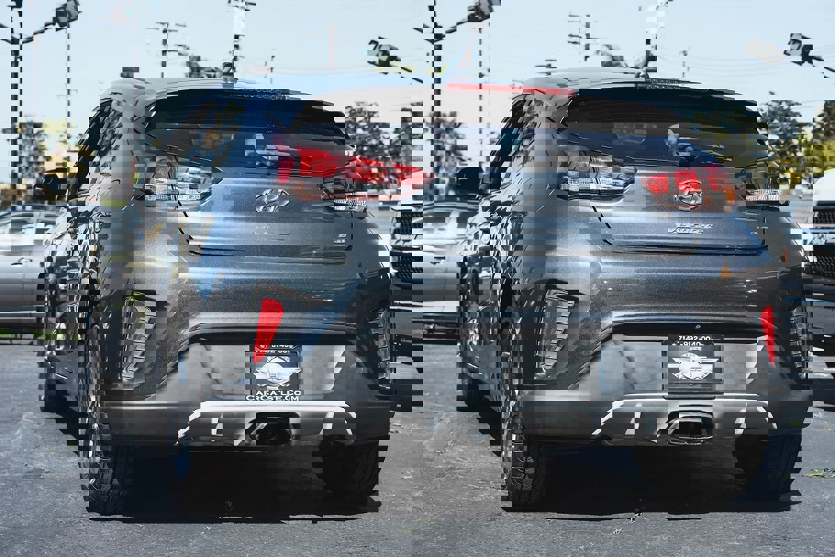 Used 2019 Hyundai Veloster 2.0 image 8