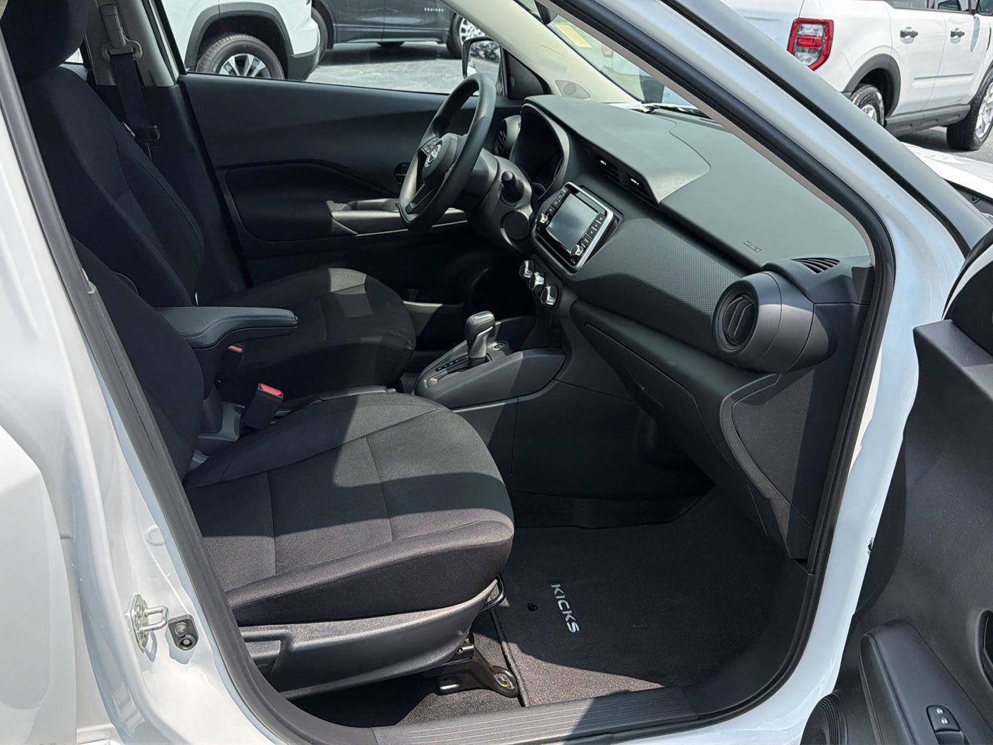 Used 2024 Nissan Kicks S FWD image 13