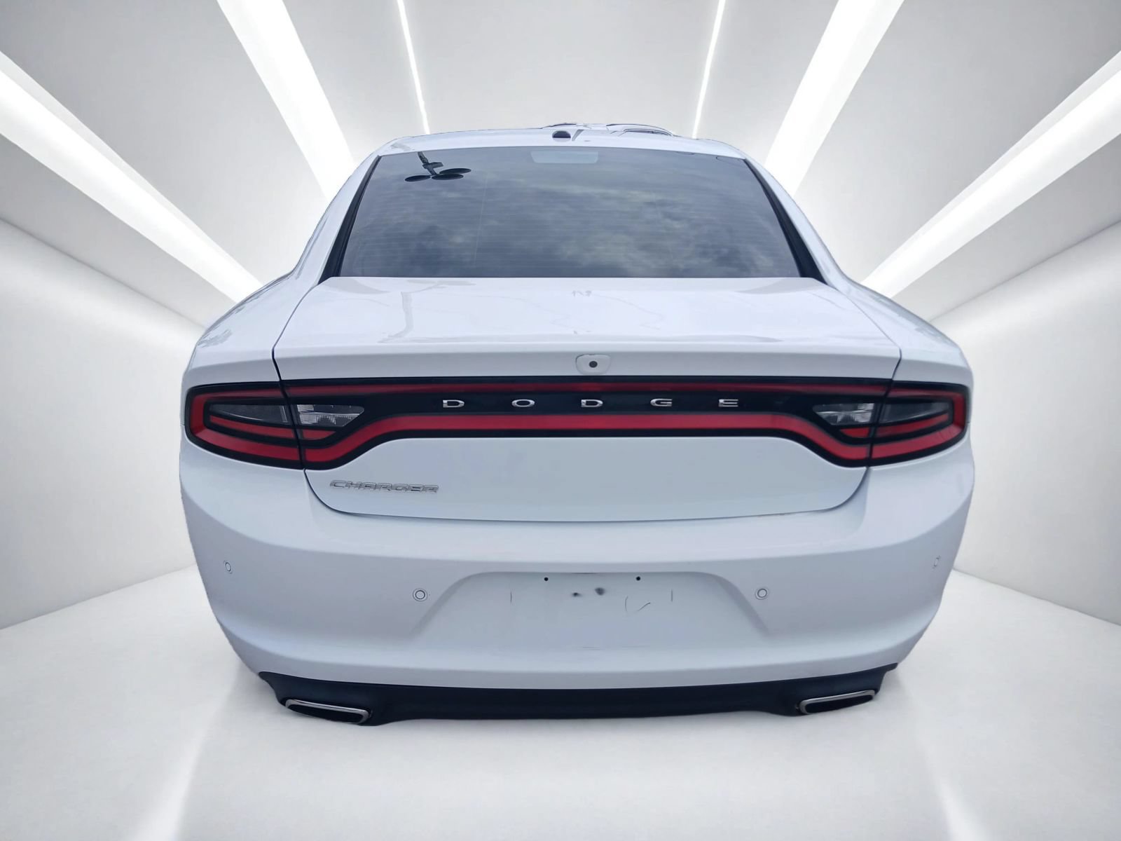 Used 2019 Dodge Charger SXT RWD image 5