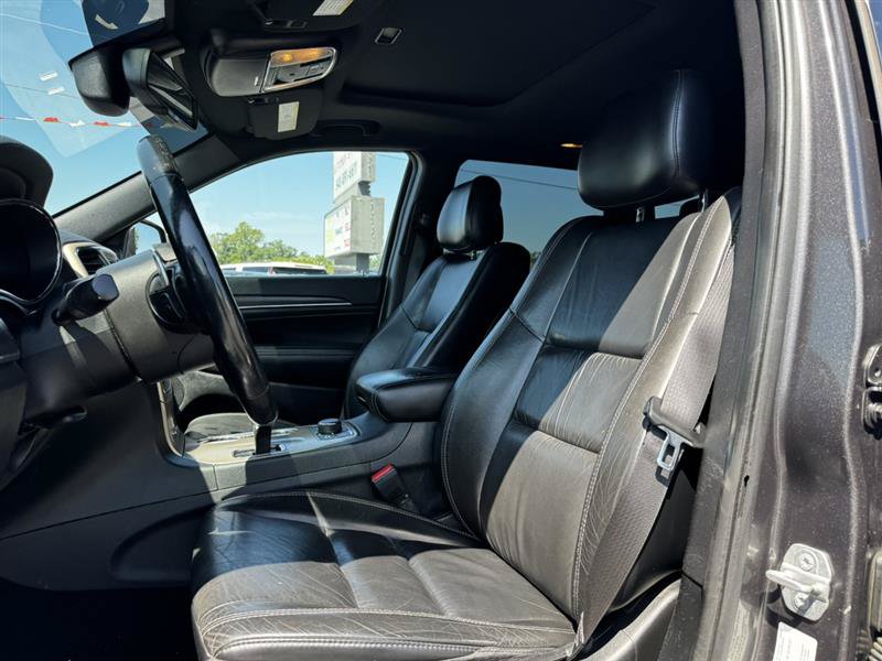 Used 2015 Jeep Grand Cherokee Limited AWD/4WD image 24