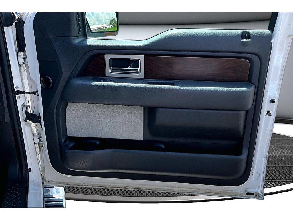 Used 2012 Ford F150 Lariat w/ Lariat Chrome Pkg AWD/4WD image 41