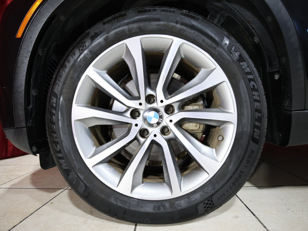 Used 2015 BMW X5 xDrive35i AWD/4WD image 7