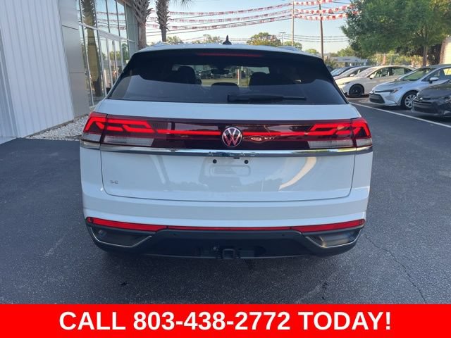 Used 2024 Volkswagen Atlas Cross Sport SE FWD image 31