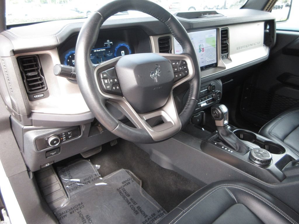 Certified 2025 Ford Bronco Outer Banks AWD/4WD image 13