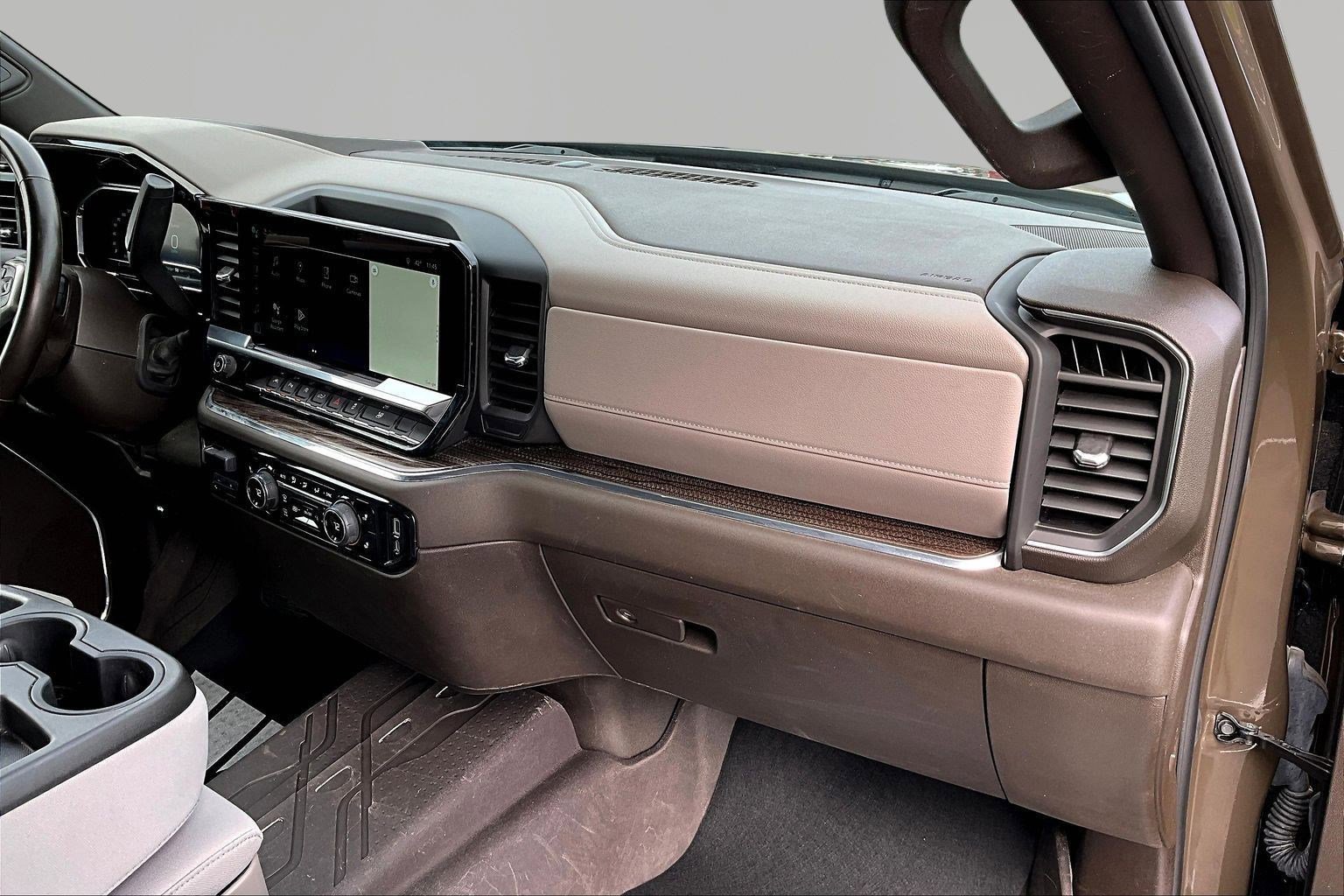 Used 2023 Chevrolet Silverado 1500 LT w/ Max Trailering Package image 28