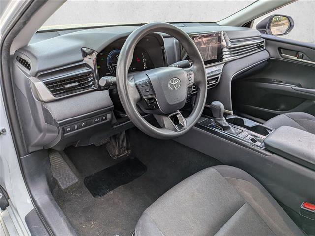Used 2025 Toyota Camry LE FWD image 9