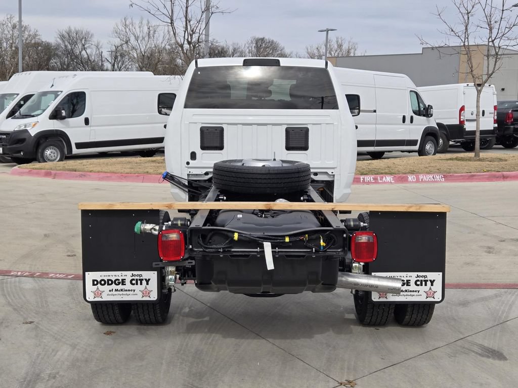 New 2026 RAM 5500 Tradesman AWD/4WD image 3
