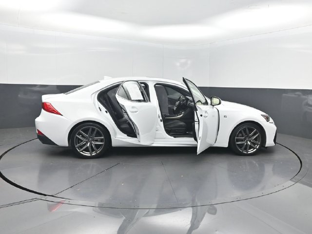Used 2019 Lexus IS 300 F Sport w/ F Sport Package RWD image 31
