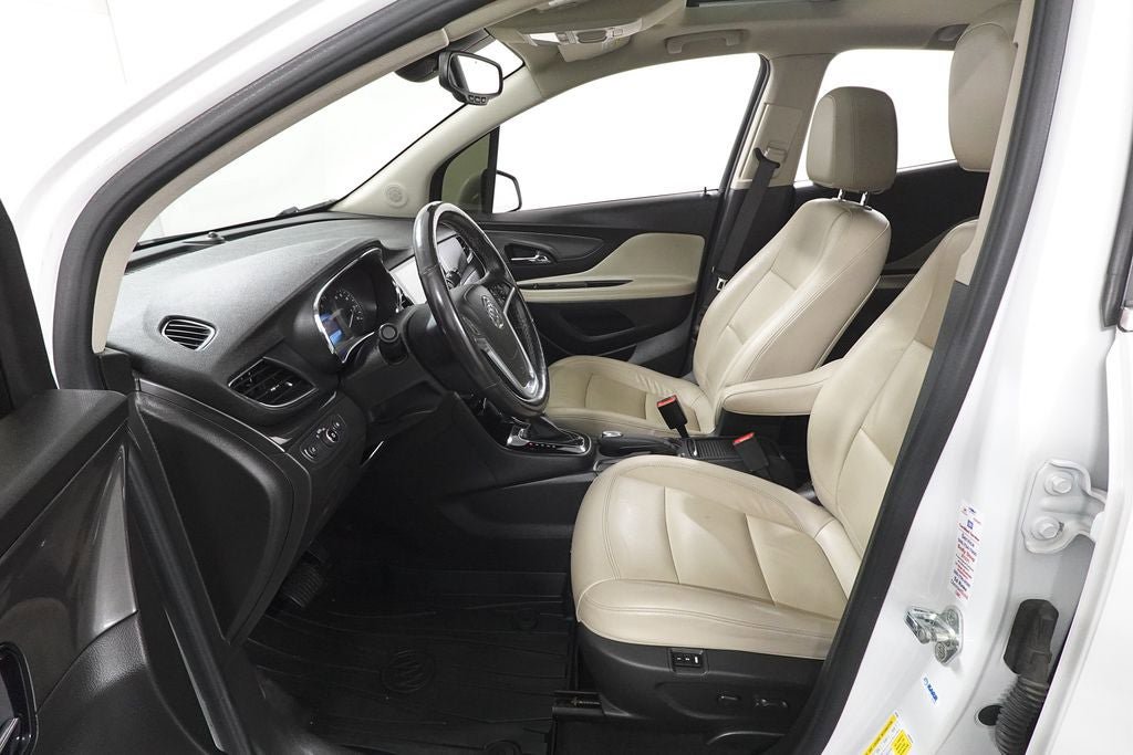 Used 2019 Buick Encore Essence w/ Experience Buick Package FWD image 21