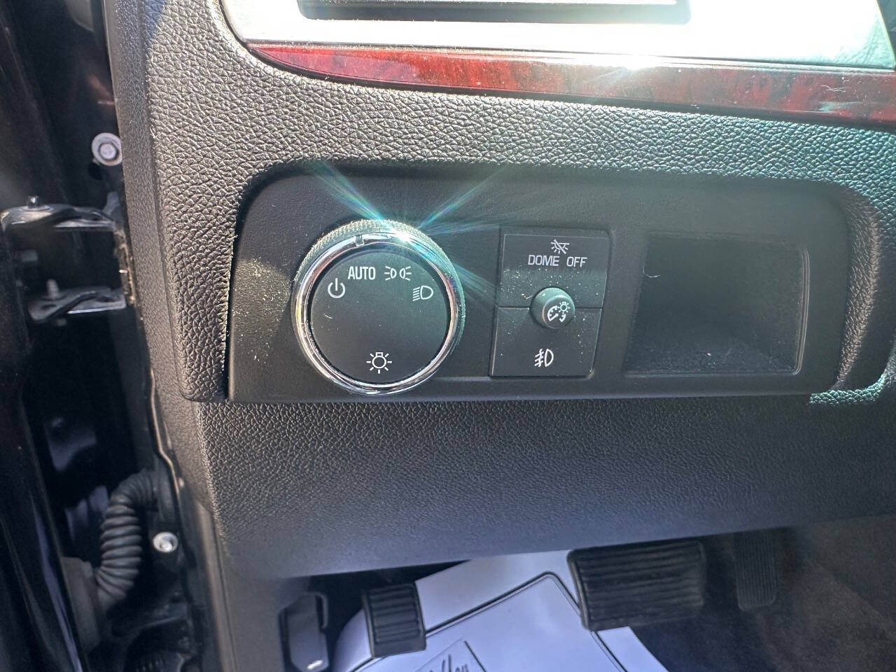Used 2009 Cadillac Escalade AWD image 22