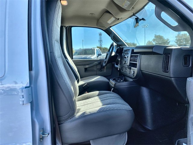 New 2025 Chevrolet Express 2500 Work Van image 24