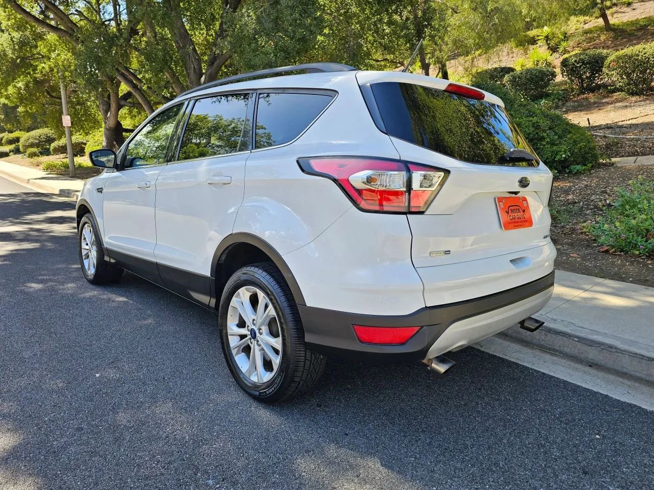 Used 2018 Ford Escape SE w/ SE Sync 3 Package image 5