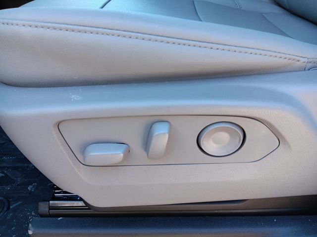 New 2026 GMC Sierra 2500 SLT w/ SLT Premium Package image 21